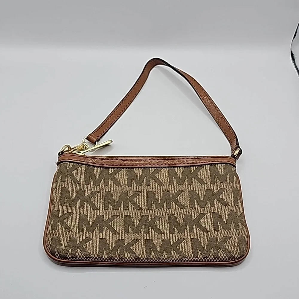 Michael Kors Mk Signature Beige/tan Beige Canvas W